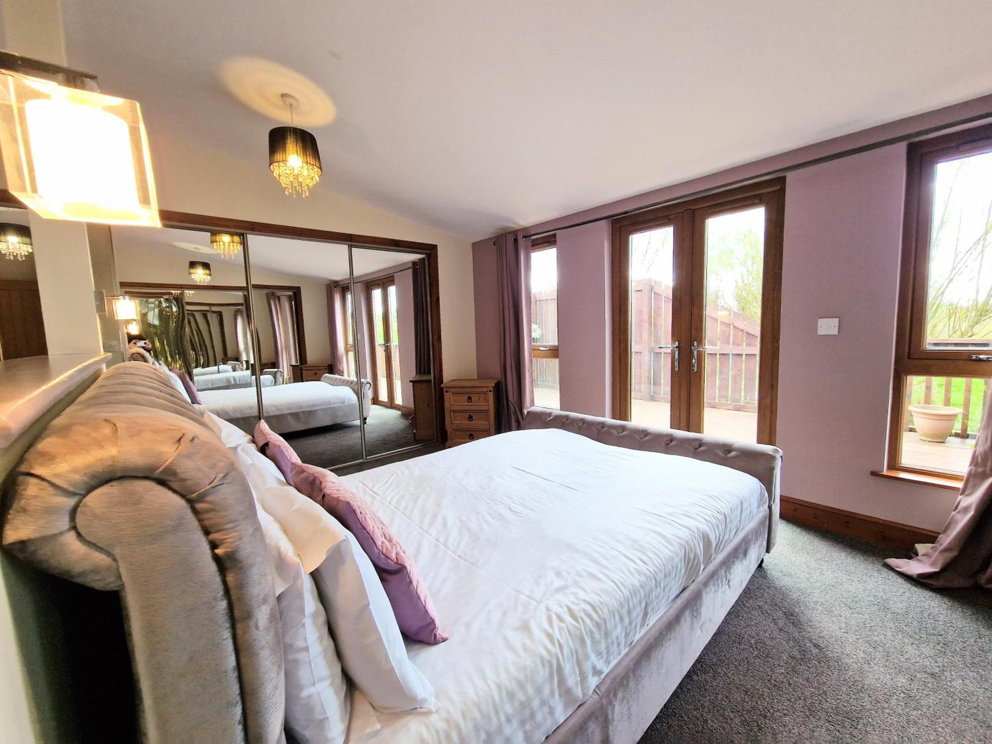 Villa Torridon 1 With Private Hot Tub - Fife - Loch Leven - Lomond Hills- Pet Friendly Kelty Esterno foto
